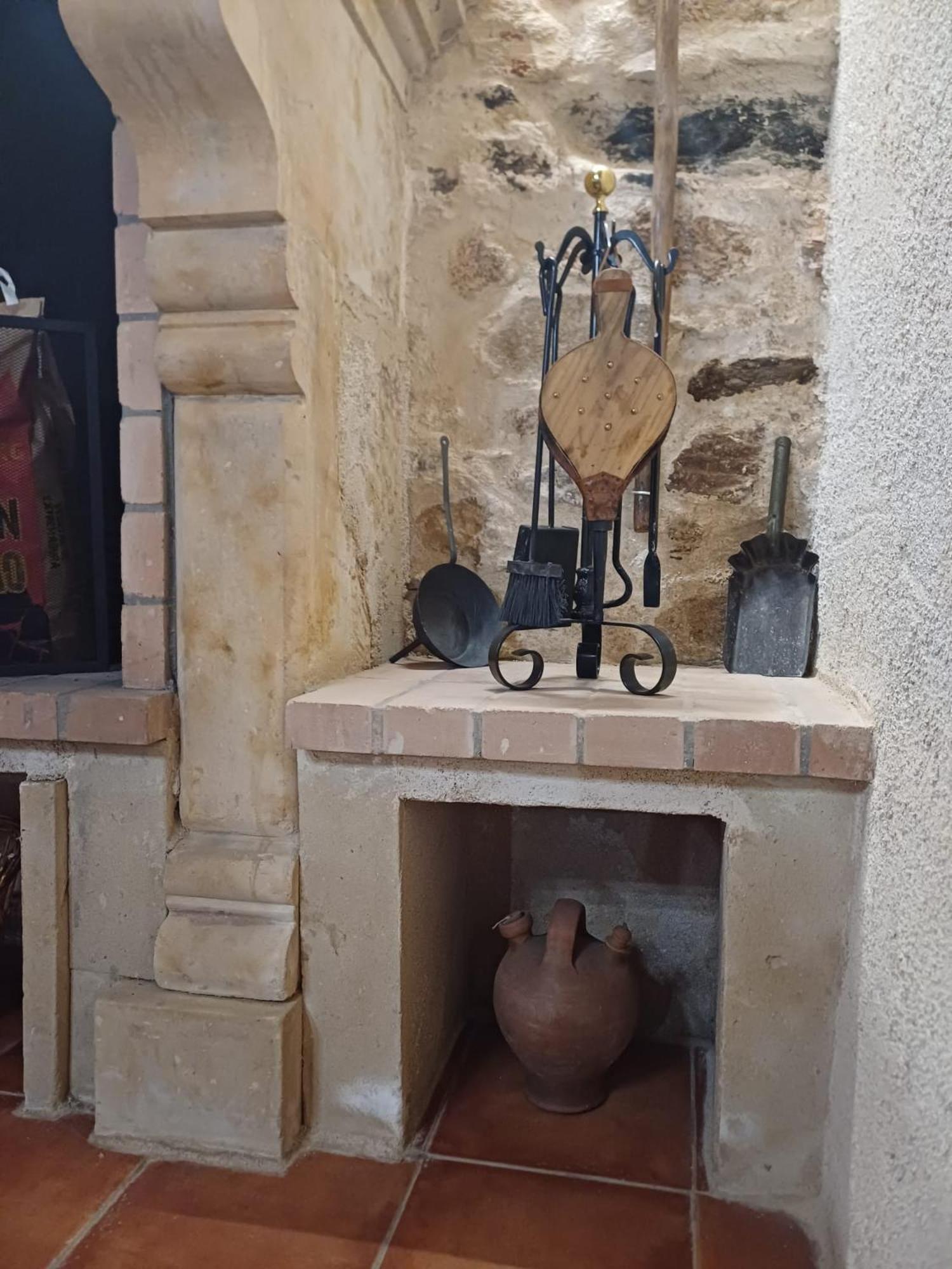 El Almendro Del Cura Villa Villarmayor  Ngoại thất bức ảnh